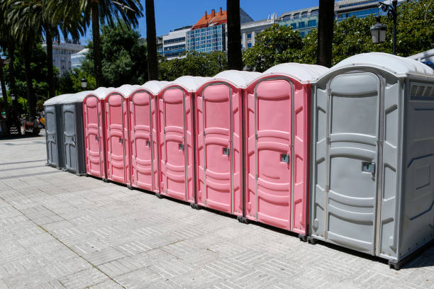 Best Portable Restroom Maintenance and Cleaning  in Astatula, FL